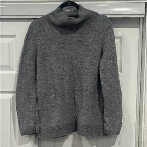 Old Navy Heathered Gray Sweater